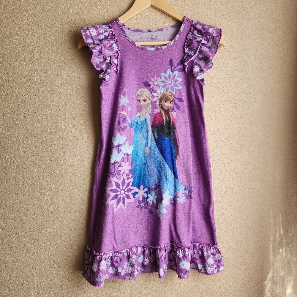 Disney store Frozen Anna and Elsa purple nightgown Size 9/10